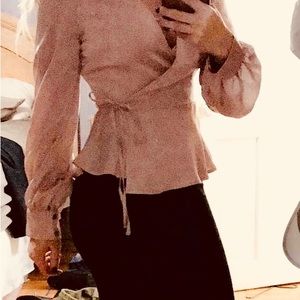 Like new ASTR puff sleeve blouse and